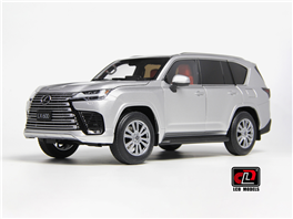 1-18 Lexus LX600-Silver