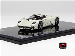 1-43 Pagani Utopia-White